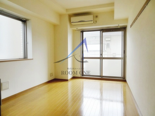 メゾン・クラッソの居間・リビング|洋室のお部屋です。