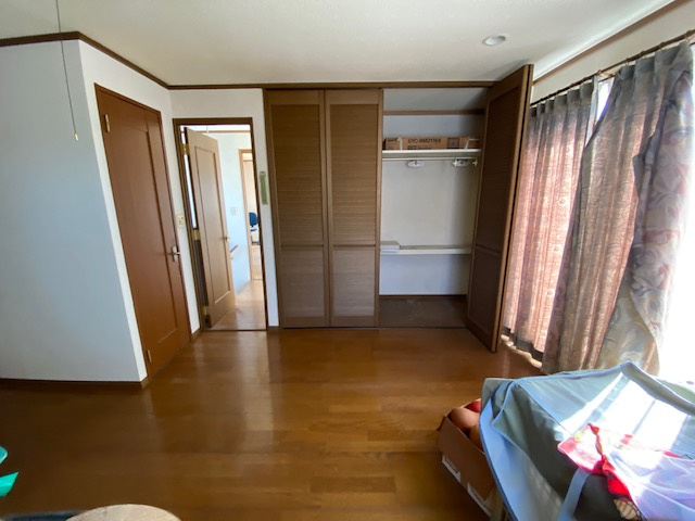 【洋室】 | 柳井・片野 | ２階：洋室