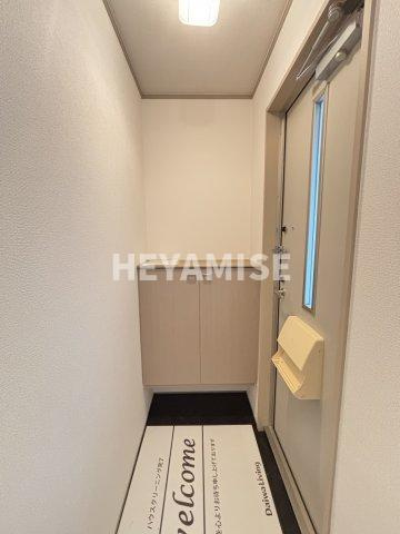 コンフォートたらみＢ棟の玄関