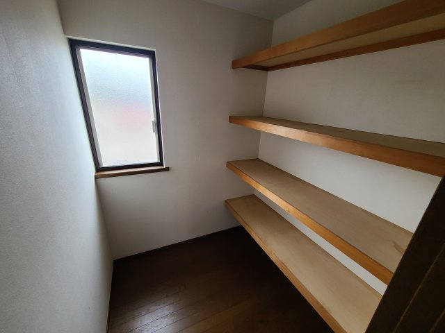 白子町997中古戸建の収納