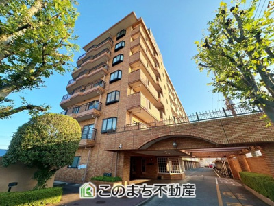 【外観】 | グランドハイツ鶴田