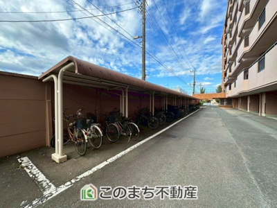 【駐輪場】 | グランドハイツ鶴田