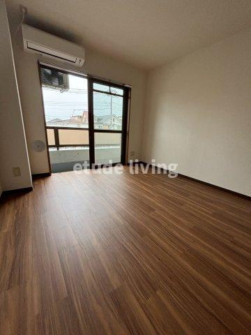 ミヤケンビルの内装