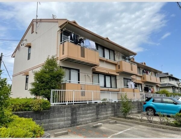 フラワーヒルズの外観