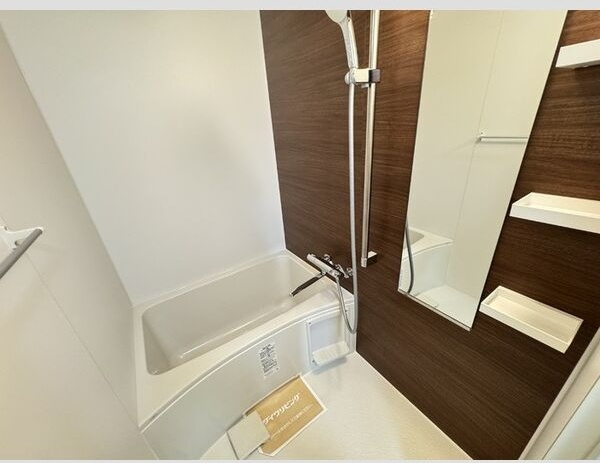 フラワーヒルズの浴室