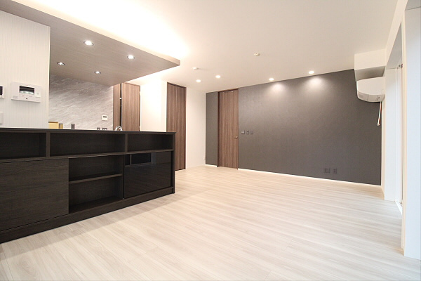 【居間・リビング】