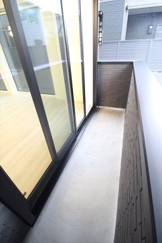 【バルコニー】