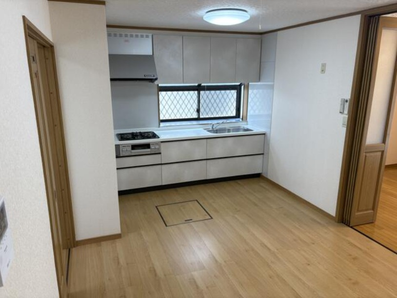 千葉市若葉区桜木２丁目のキッチン
