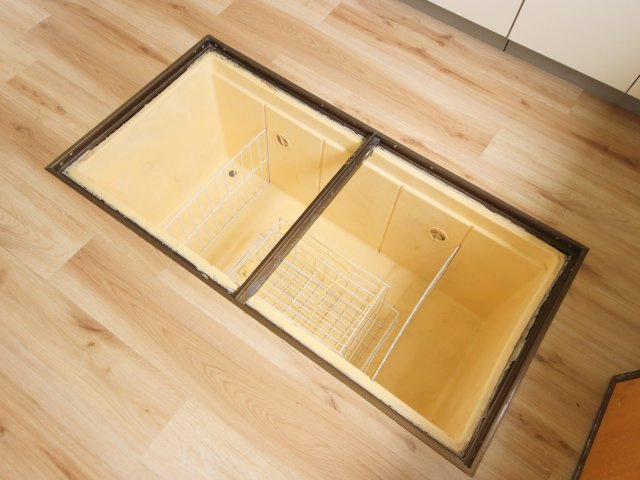 生駒市壱分町のテラスの収納