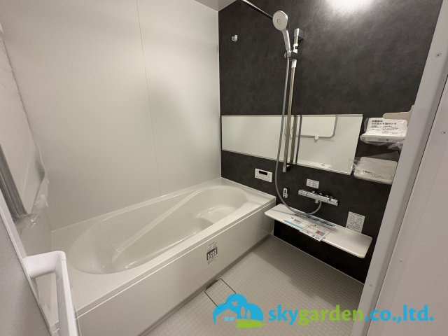 鎌倉市浄明寺４丁目　新築戸建　全1棟1号棟の浴室|落ち着いた空間のお風呂です