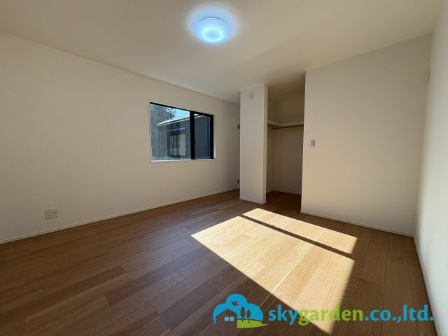 鎌倉市浄明寺４丁目　新築戸建　全1棟1号棟の寝室|洋室です