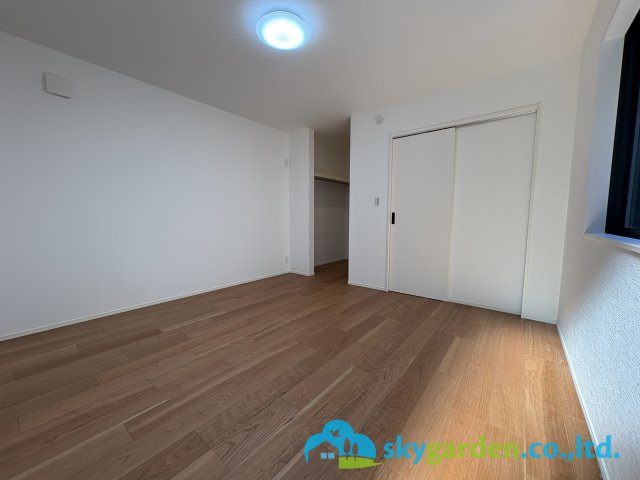 鎌倉市浄明寺４丁目　新築戸建　全1棟1号棟の洋室|使い勝手のいい洋室です