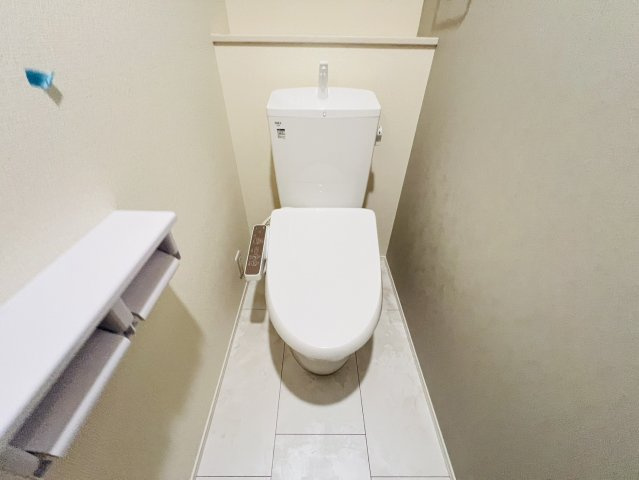 半田市岩滑高山町2丁目113-3『仲介手数料無料』新築戸建てのトイレ