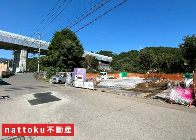 長泉町上長窪　新築戸建　全２棟　１号棟の前面道路含む現地写真|10.16現地写真