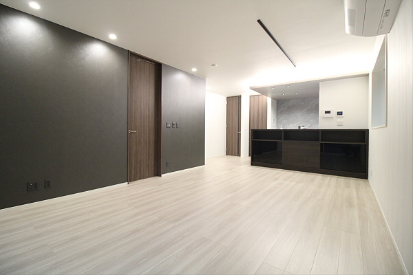 【居間・リビング】