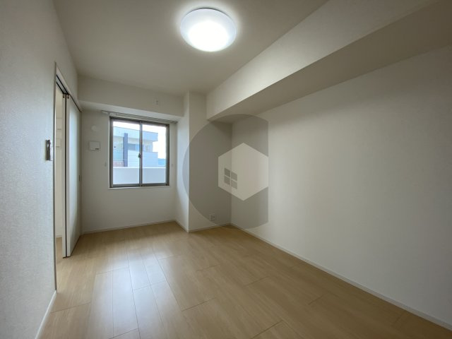 ムーンヒルズ大阪の洋室