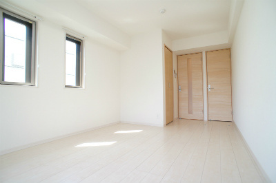 【寝室】 | リブリ・カーサ三ツ沢 | 広々8.1帖の洋室♪