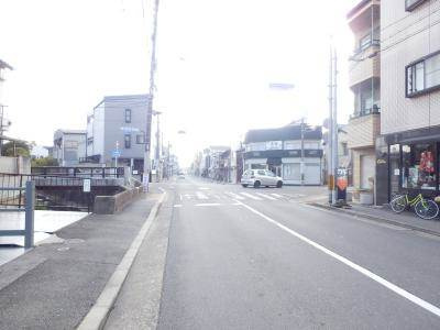 大鳳ハイツの周辺|前面道路