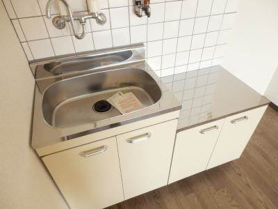 大鳳ハイツのキッチン|２口ガスコンロ設置可