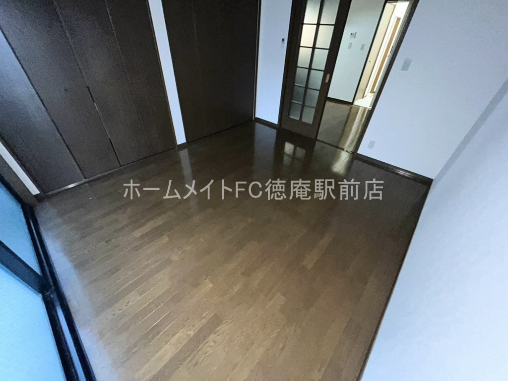 東大阪市西堤楠町３丁目のハイツの内装