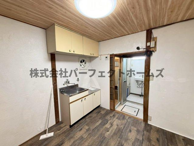 大東市北条2丁目テラスハウスの居間・リビング|ゆったり過ごせる居間です