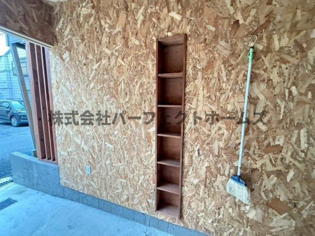 大東市北条2丁目テラスハウスの駐車場|駐車スペースもあります