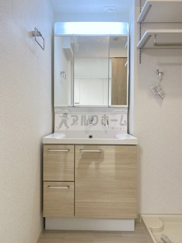 マヨール御舟町の独立洗面台