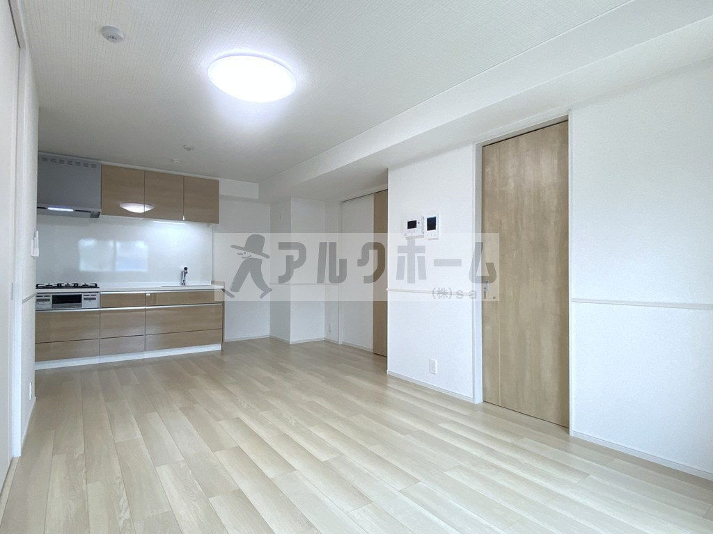 マヨール御舟町の居間・リビング