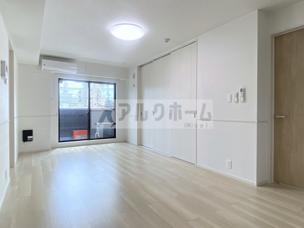 マヨール御舟町の居間・リビング