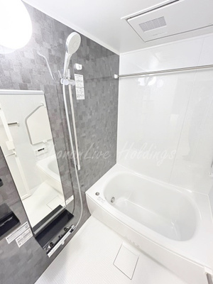 【浴室】 | パレステージ藤沢Ⅱ | 清潔感のあるお風呂です♪