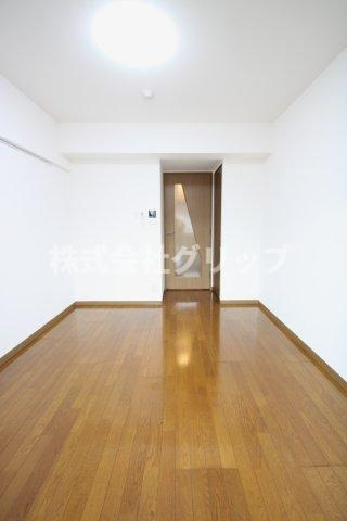 グリフィン横浜・保土ヶ谷駅前の居間・リビング