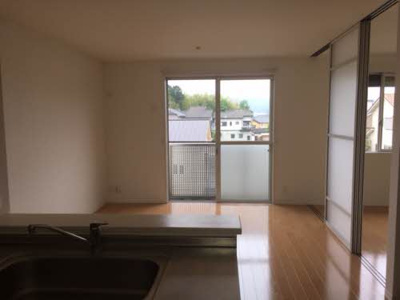 【居間・リビング】 | ラフィーネ三室参番館Ｂ