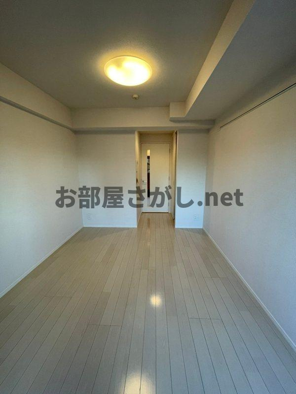 メイクスデザイン早稲田【早稲田駅徒歩1分！！／12月上旬入居可】の居間・リビング