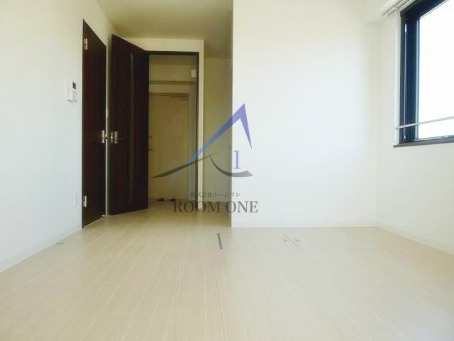 サン・グリーン恵門の居間・リビング|洋室のお部屋です。