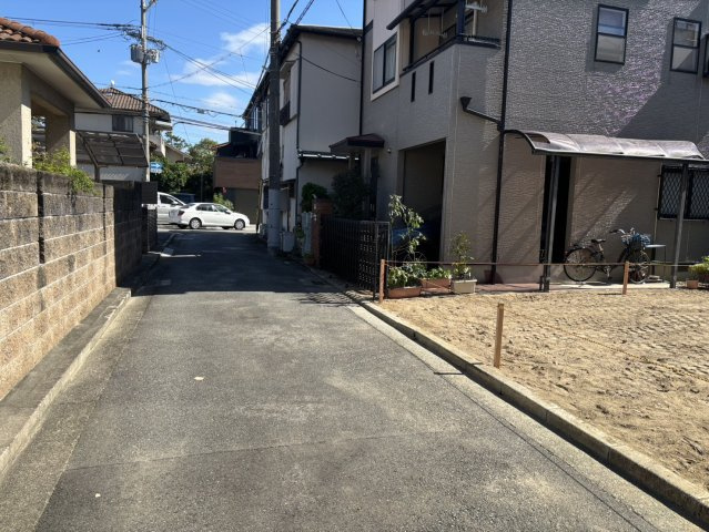 西宮市石刎町土地の前面道路含む現地写真