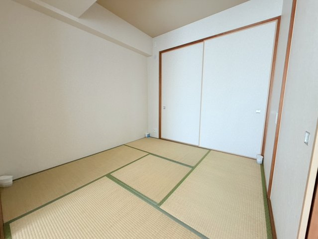 ワコーレヒルズ須磨潮見台の和室