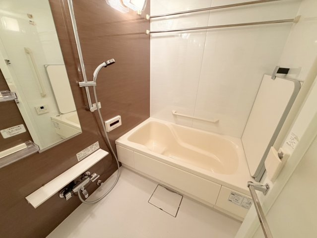 ワコーレヒルズ須磨潮見台の浴室