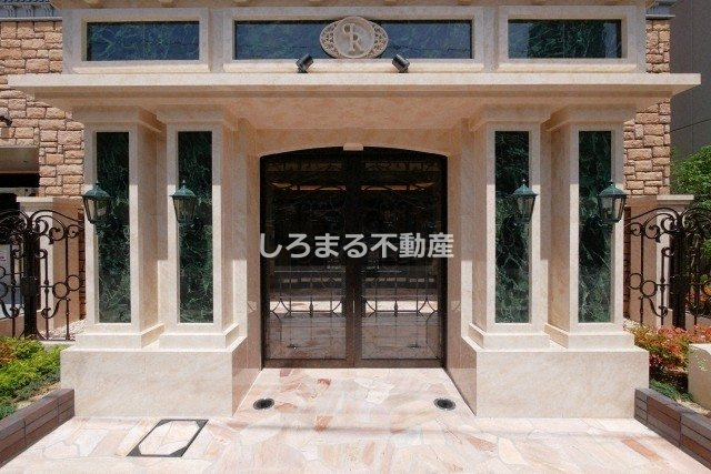 プレジオ弁天町EUROのエントランス