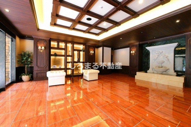 プレジオ弁天町EUROのロビー