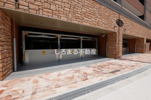 プレジオ弁天町EUROのエントランス