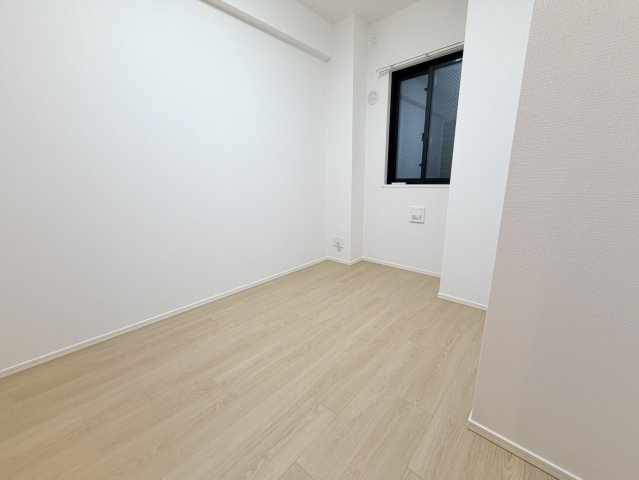 ワコーレ須磨ショアレーンの洋室