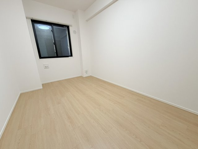 ワコーレ須磨ショアレーンの洋室