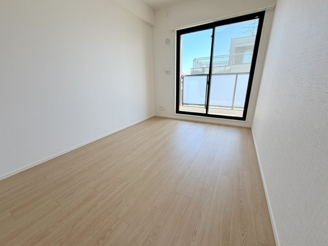 ワコーレ須磨ショアレーンの洋室