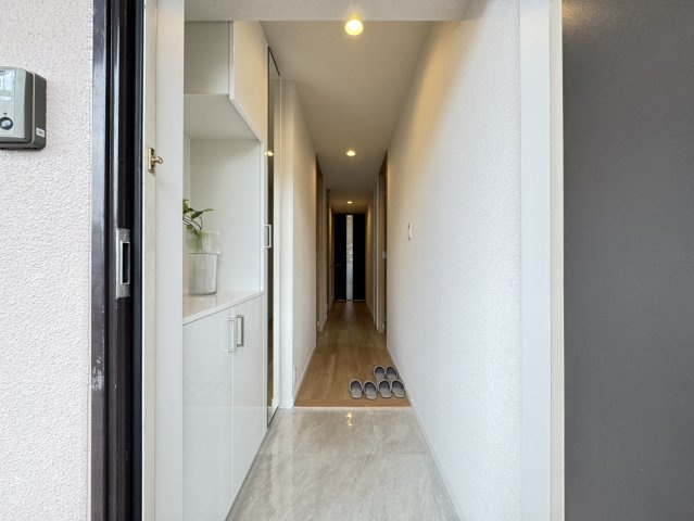 パニエ六甲の玄関