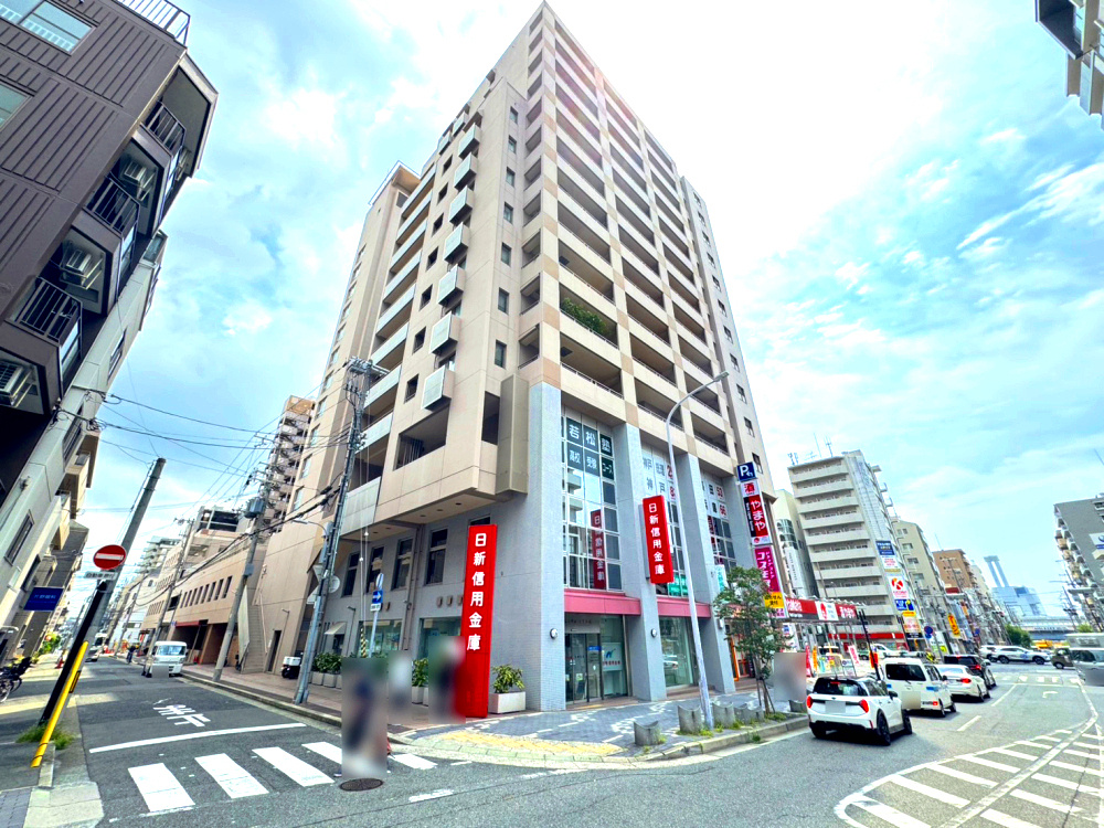 パニエ六甲の外観|総戸数145戸のビッグコミュニティー！
JR・阪急・阪神の３WAY利用可能