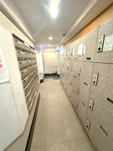 千葉市美浜区浜田１丁目の中古マンションのその他共用部分|郵便ポスト・宅配ボックス