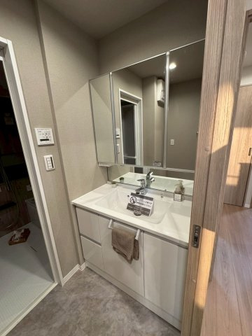 日神パレステージ海浜幕張の独立洗面台|洗面化粧室