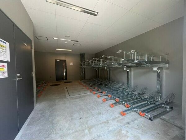 クレストタップ京橋