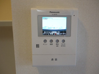 【セキュリティ】 | リリーガーデン | カラーインターホン