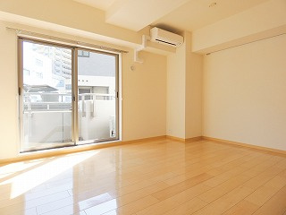 【洋室】 | 豊田ハウス